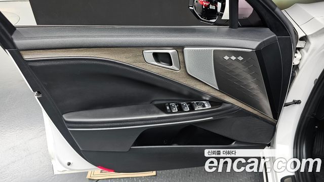 Kia K8 2022 — photo 14