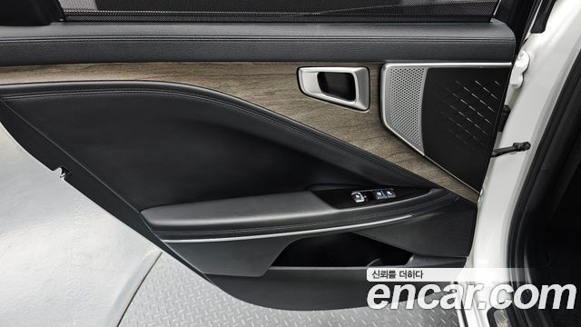 Kia K8 2022 — photo 15