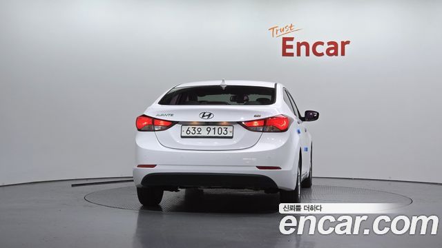 Hyundai AVANTE 2015 — photo 4