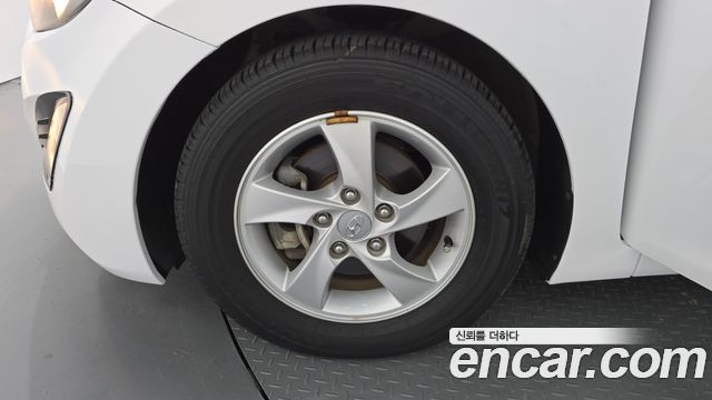 Hyundai AVANTE 2015 — photo 5
