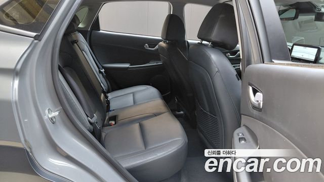 Hyundai Kona 2023 — photo 18
