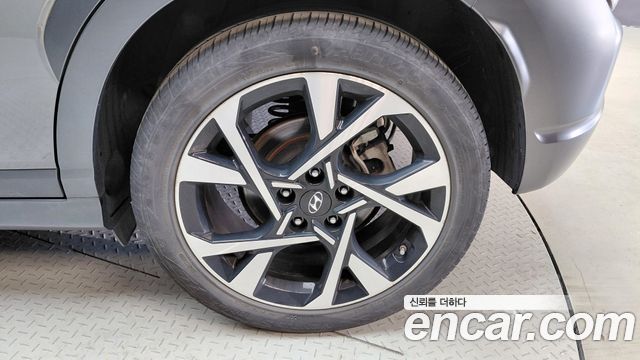 Hyundai Kona 2023 — photo 7