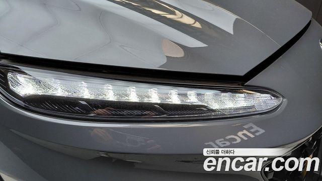Hyundai Kona 2023 — photo 8