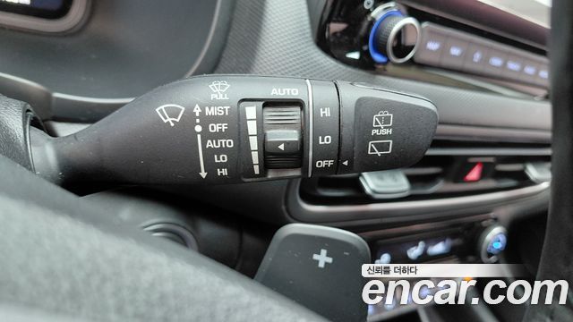 Hyundai Kona 2023 — photo 28