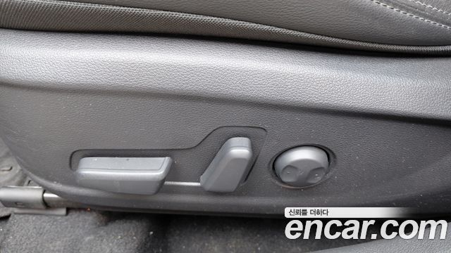 Hyundai Kona 2023 — photo 31