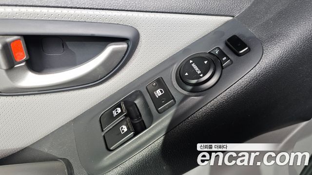 Hyundai Starex 2021 — photo 23