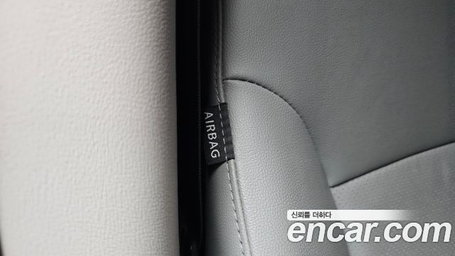 Hyundai Starex 2021 — photo 30
