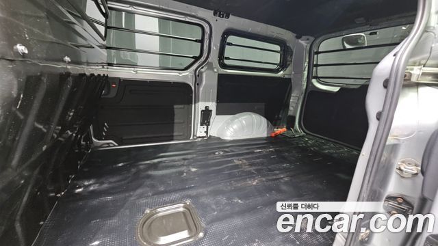 Hyundai Starex 2021 — photo 31