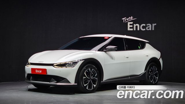 Kia EV6 2023 — photo 1
