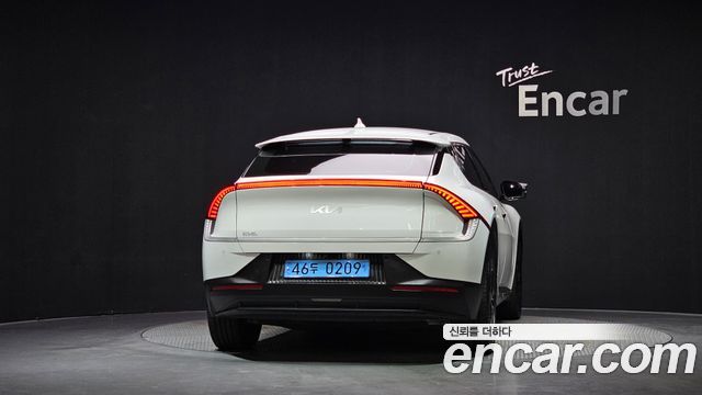 Kia EV6 2023 — photo 4