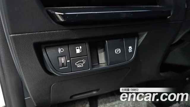 Kia EV6 2023 — photo 17