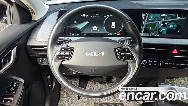 Kia EV6 2023 — photo 19