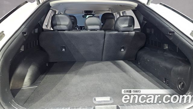Kia EV6 2023 — photo 31