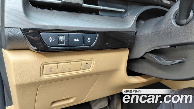 Kia Canival 2023 — photo 27