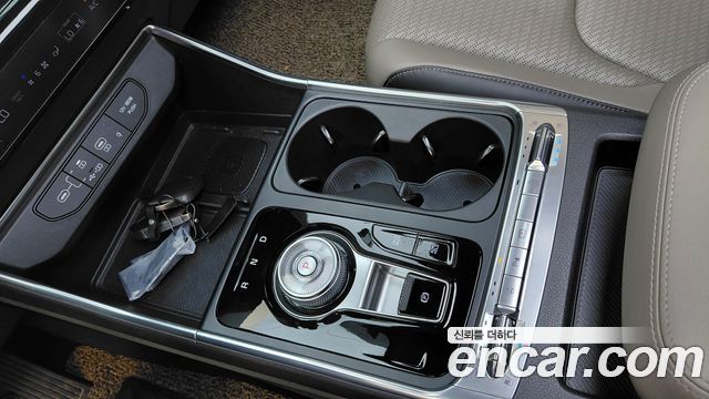 Kia Canival 2024 — photo 12