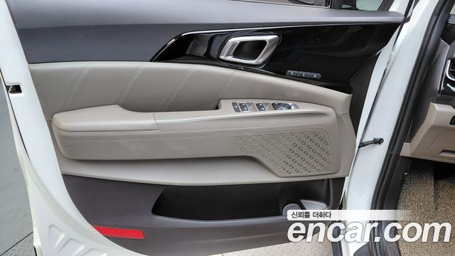 Kia Canival 2024 — photo 14