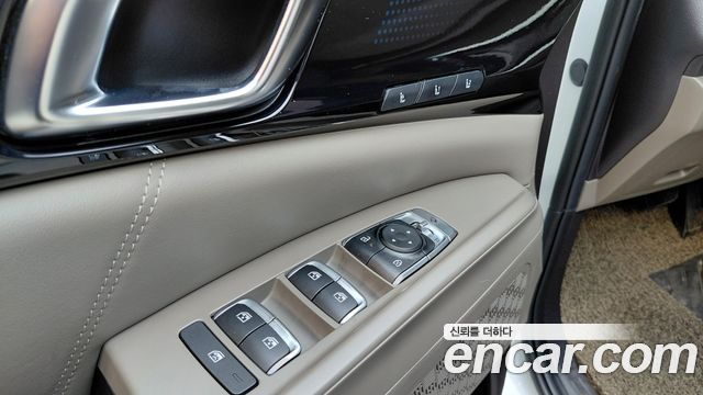 Kia Canival 2024 — photo 28