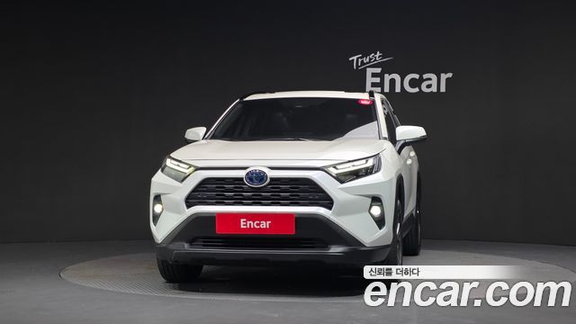 Toyota RAV4 2022 — photo 3