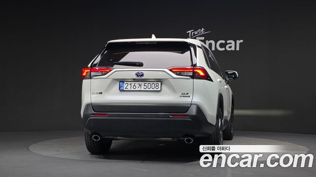 Toyota RAV4 2022 — photo 4