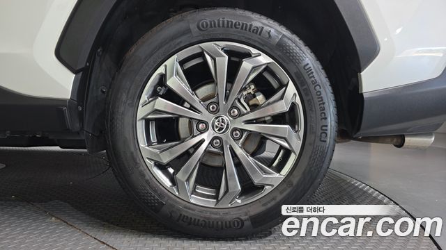 Toyota RAV4 2022 — photo 7