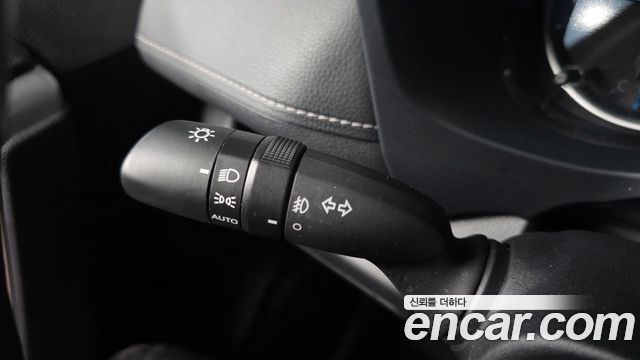 Toyota RAV4 2022 — photo 31