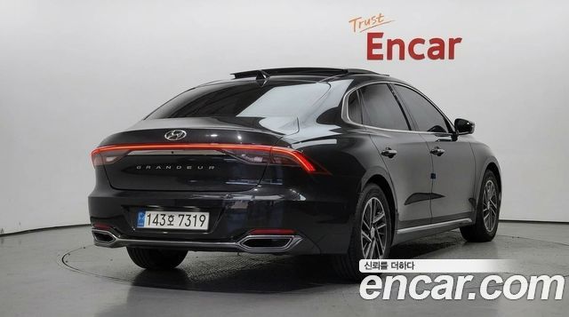 Hyundai Grandeur 2022 — photo 2
