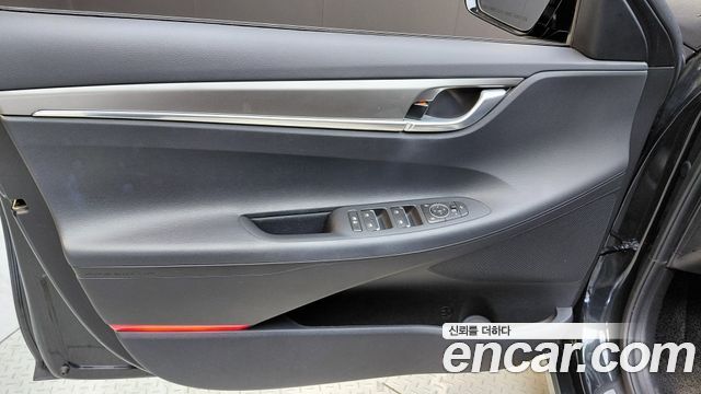 Hyundai Grandeur 2022 — photo 14