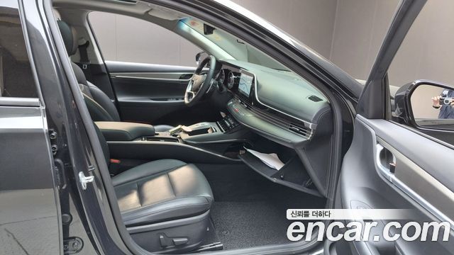 Hyundai Grandeur 2022 — photo 16