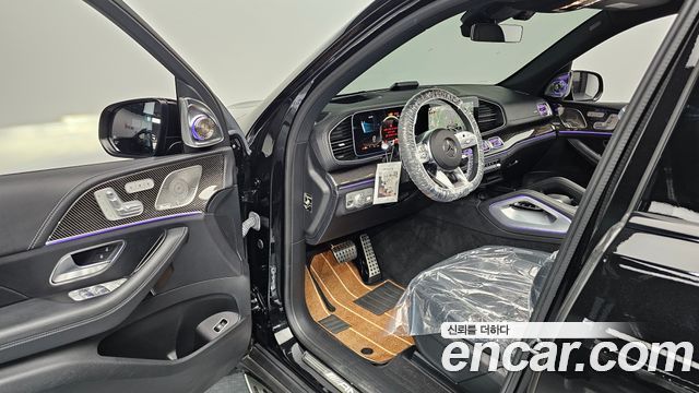 Mercedes-Benz GLE-Class 2023 — photo 13