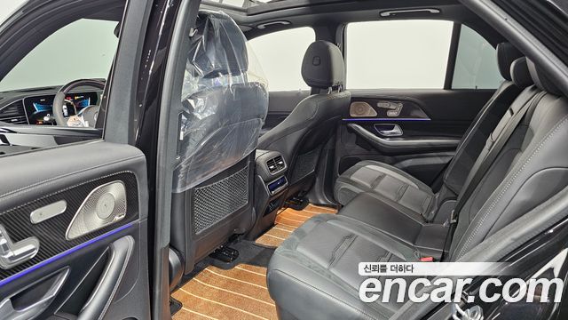 Mercedes-Benz GLE-Class 2023 — photo 18