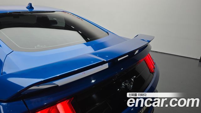 Ford Mustang 2020 — photo 29