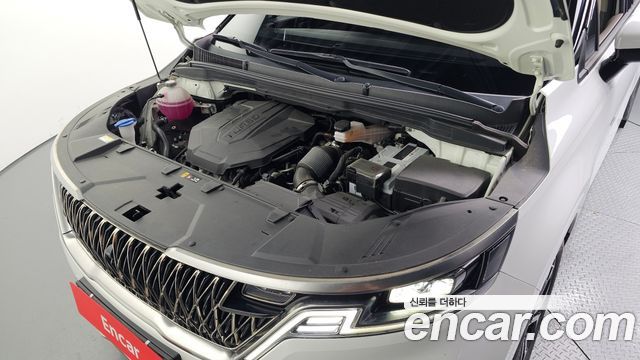 Kia Canival 2023 — photo 6