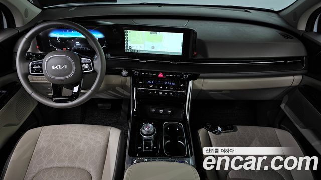 Kia Canival 2023 — photo 7