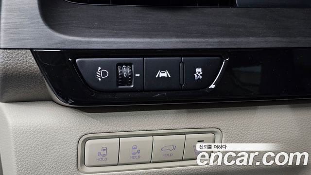 Kia Canival 2023 — photo 13