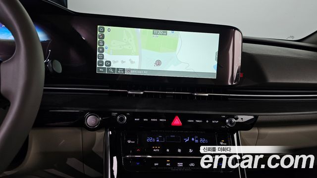 Kia Canival 2023 — photo 16