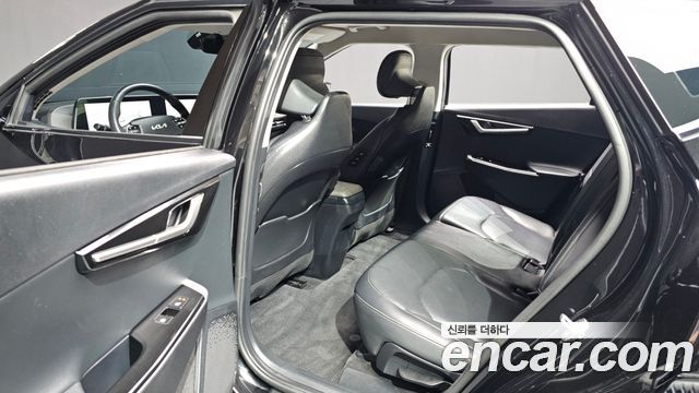 Kia EV6 2022 — photo 18
