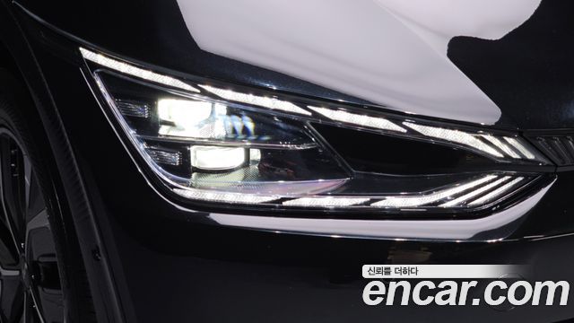 Kia EV6 2022 — photo 8