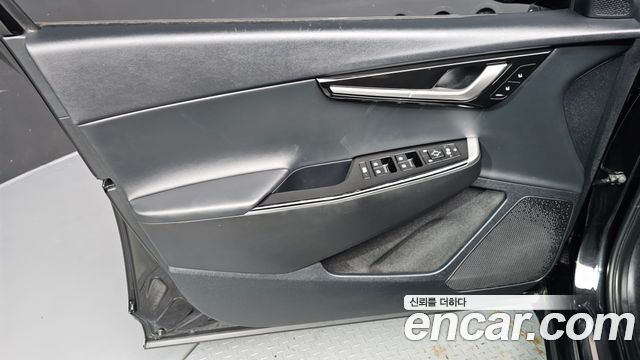 Kia EV6 2022 — photo 14