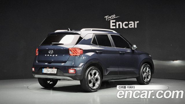 Hyundai Venue 2022 — photo 2
