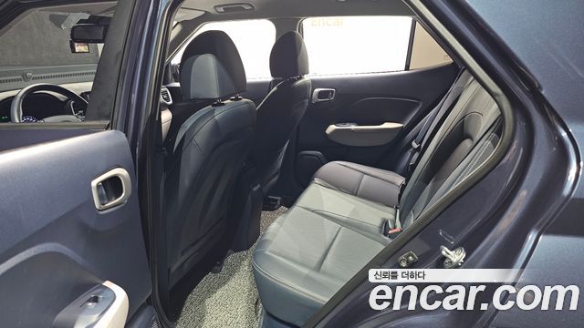 Hyundai Venue 2022 — photo 17