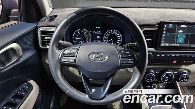 Hyundai Venue 2022 — photo 18