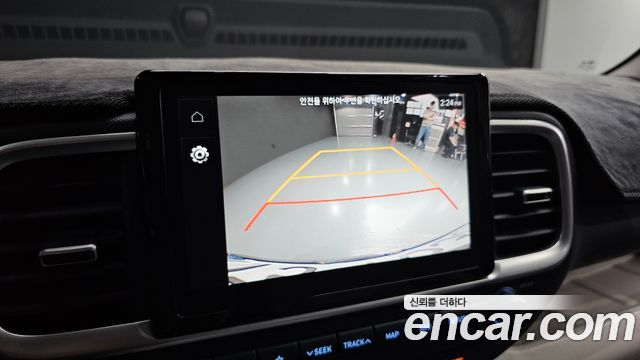Hyundai Venue 2022 — photo 20