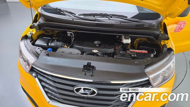 Hyundai Starex 2020 — photo 6