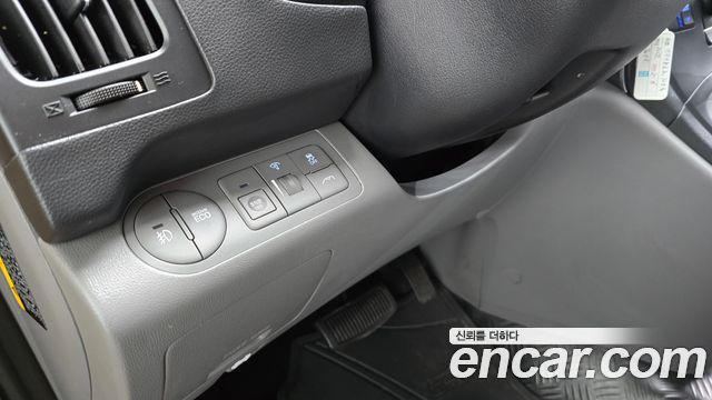 Hyundai Starex 2020 — photo 17