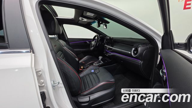 Kia K3 2022 — photo 13