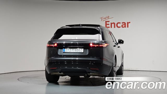 Land Rover Range Rover Velar 2025 — photo 4