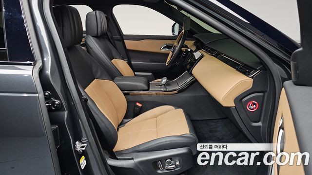 Land Rover Range Rover Velar 2025 — photo 17