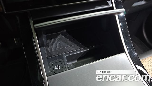 Land Rover Range Rover Velar 2025 — photo 33