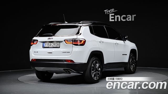Jeep Compass 2022 — photo 2