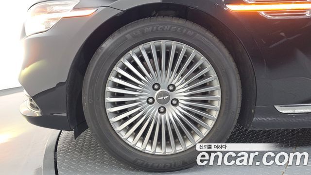 Genesis G90 2019 — photo 5